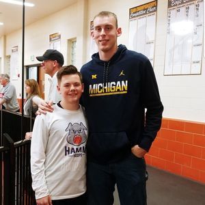 Meet your Posher, Bronson